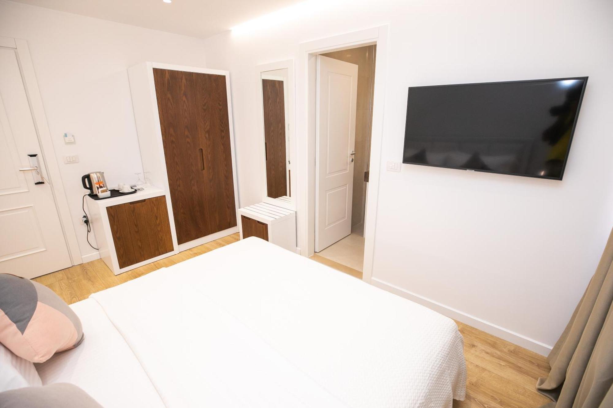 Hotel Elior Τίρανα Εξωτερικό φωτογραφία