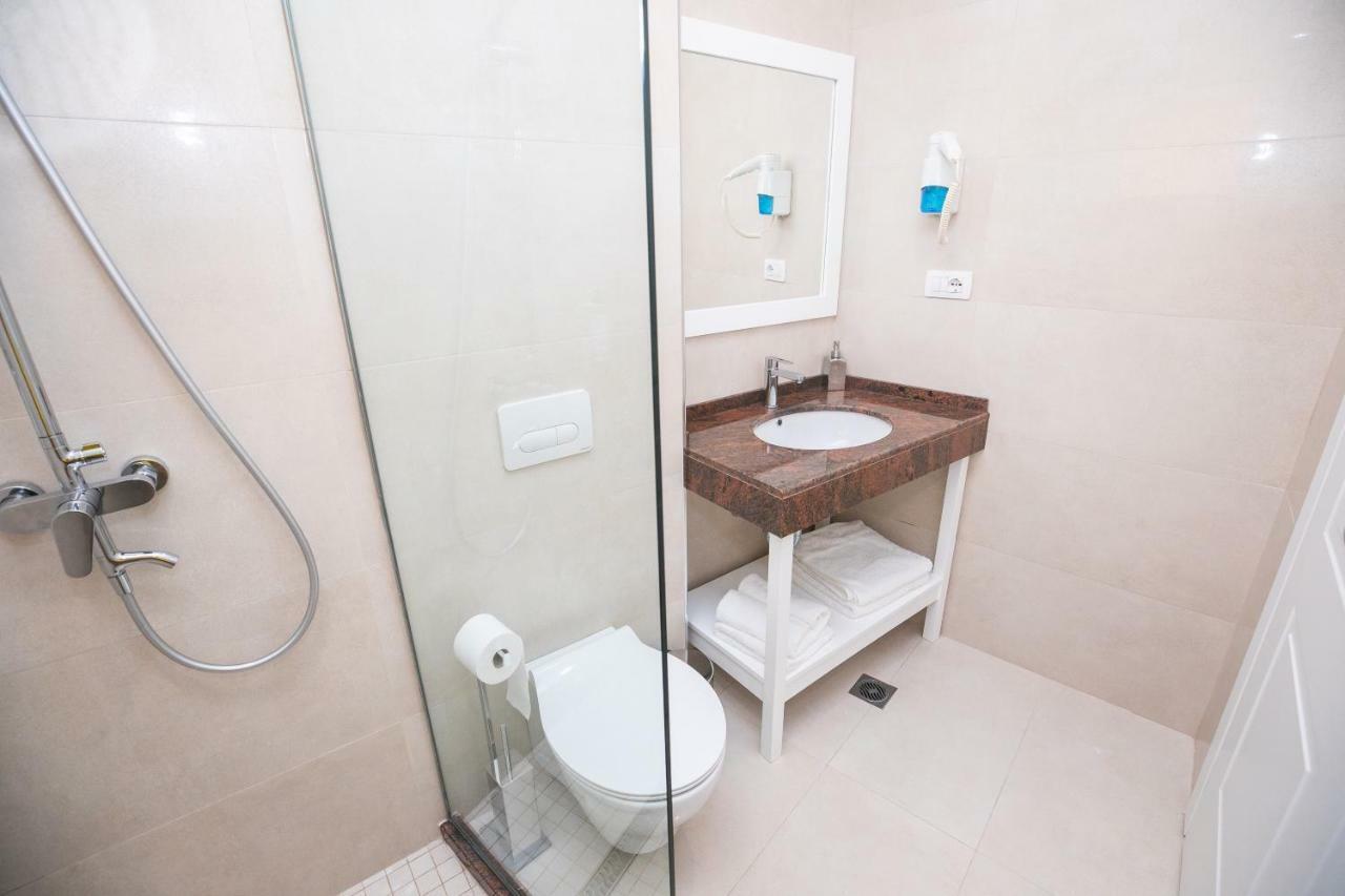 Hotel Elior Τίρανα Εξωτερικό φωτογραφία